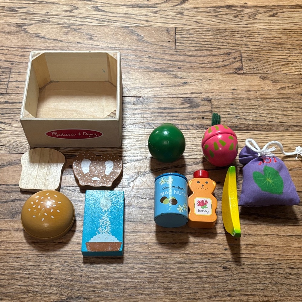 Melissa & Doug & Hape Wooden Food Set
